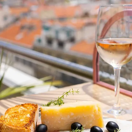 Hotel Mercure Centre Notre Dame 4*
