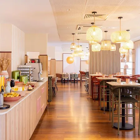 Mercure Centre Notre Dame 4* ניס