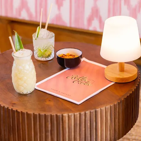 머큐어 센터 노트르담 4*
